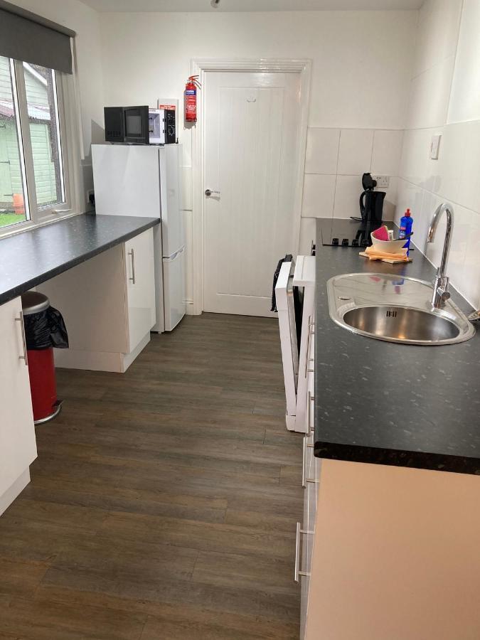 20 Notter Bungalow Saltash Exteriör bild